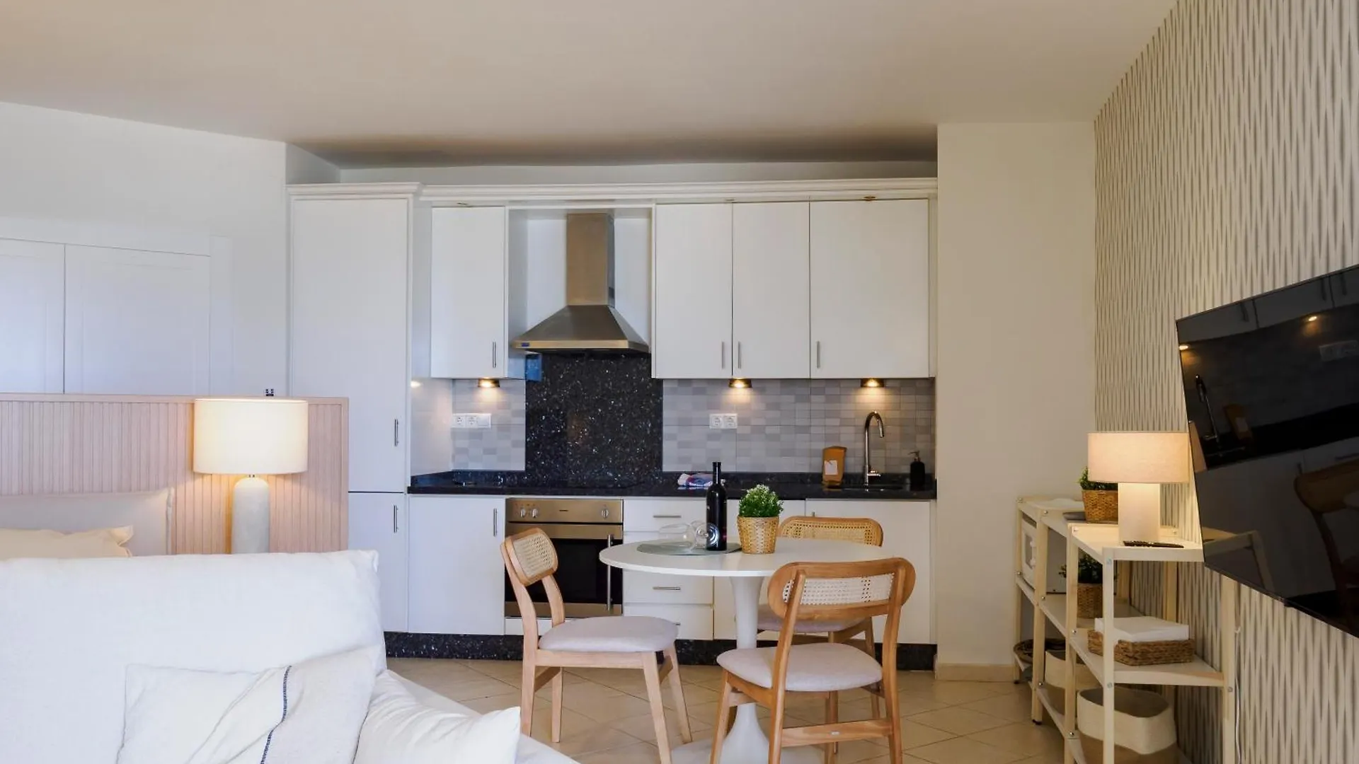 Increible Estudio En Puerto De Cabopino Marbella Apartment