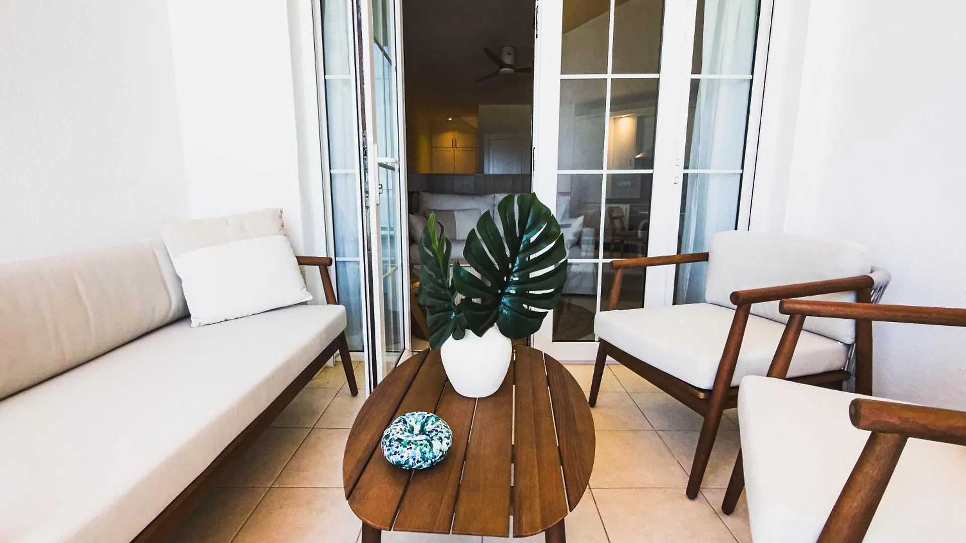 Increible Estudio En Puerto De Cabopino Marbella Spain