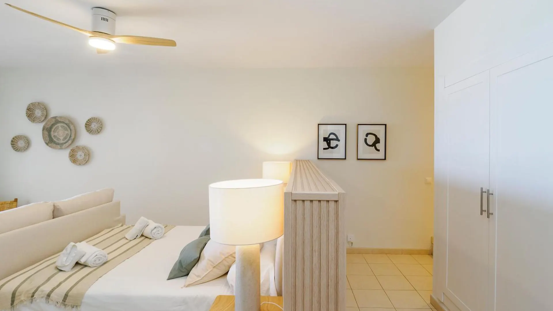 Increible Estudio En Puerto De Cabopino Marbella Spain